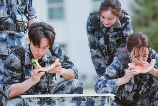 军演时的吃瓜群众是什么,吃瓜群众视角下的热血瞬间