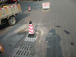 西城区吃瓜群众,街头巷尾的趣味生活剪影