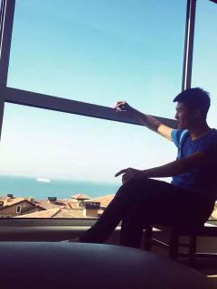 缅甸边境吃瓜群众视频,现场实况引人关注