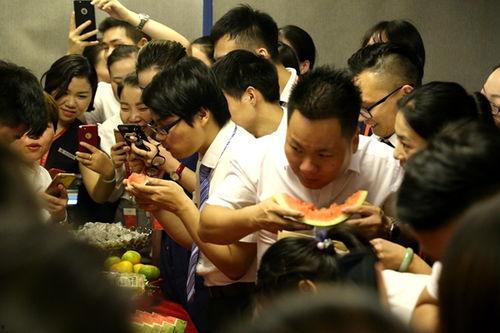 群众吃瓜怎么变成主角,逆袭之路